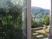 p18ai80rka1aumjtin5d655roja.jpg