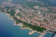 p18bejrdcag55bht1b0210qrv795.jpg