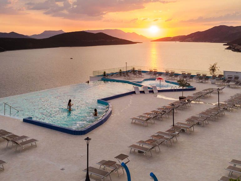 Grand hotel Neum