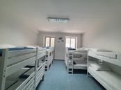 Hostel KARLOVAC, v&iacute;celůžkov&yacute; pokoj