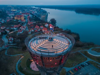 Vukovar - vod&aacute;rensk&aacute; věž