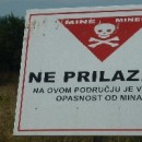 Oblast LIKA - je&scaron;tě jsou patrn&eacute; stopy po srbsk&eacute; okupaci Chorvatska 1991-1995 v podobě min. L&eacute;to 2011